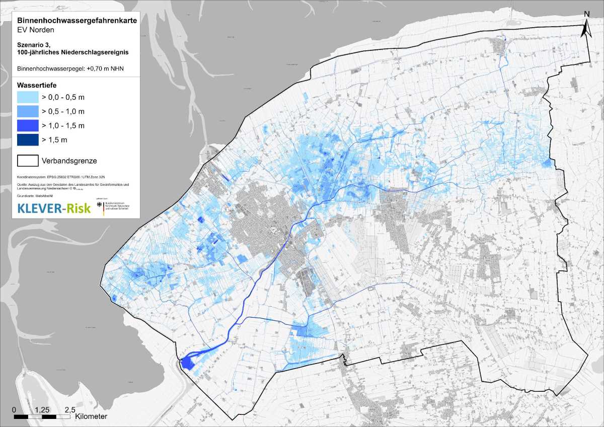 In der Gebietskarte sind Flächen farbig markiert, die bei Hochwasser gering oder bis zu 1,5 Meter Tiefe überflutet werden.